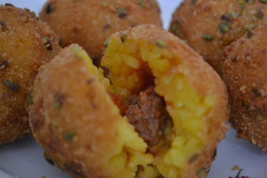 Meat Arancini with pistachios